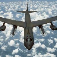 as-kirim-enam-pesawat-bomber-b-52-ke-daratan-eropa
