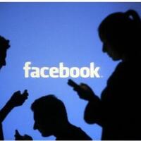 4-zodiak-ini-masih-sering-stalking-sang-mantan-dari-sosmed-adakah-mantanmu