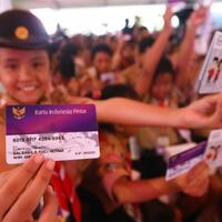 rizal-ramli-masalah-pendidikan-tidak-bisa-selesai-hanya-dengan-bagi-bagi-kartu