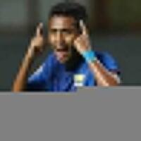 persib-bandung-dedi-kusnandar-atau-hariono-jadi-panutan-syafril-lestaluhu