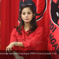 kirana-larasati-jatuh-hati-pada-gading-marten