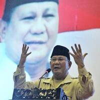 prabowo-berhenti-orasi-saat-azan-berkumandang
