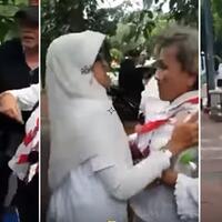 ini-penyebab-emak-emak-prabowo-dan-jokowi-berkelahi-di-trotoar