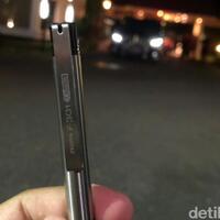 debat-capres-jokowi-sempat-pegang-dua-pulpen