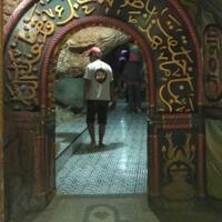 wisata-religi-di-masjid-perut-bumi