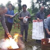 jelang-pencoblosan-kpu-tangsel-bakar-ribuan-surat-suara-rusak