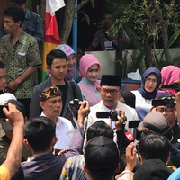 kunjungan-kejutan-ridwan-kamil-ke-tps-dekat-rumah