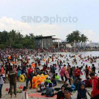 usai-nyoblos-belasan-ribu-masyarakat-padati-ancol