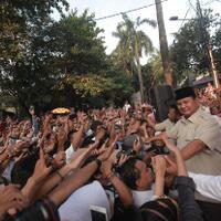 jumat-pendukung-prabowo-sandi-diajak-rayakan-kemenangan