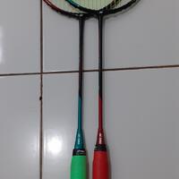 review-raket-dan-perlengkapan-badminton