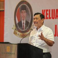 diperiksa-bawaslu-luhut-panjaitan-bantah-main-politik-uang