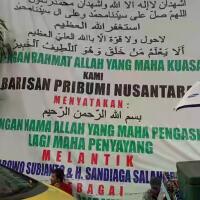 prabowo-sandi-dilantik-menjadi-presiden-dan-wakil-presiden-melalui-spanduk