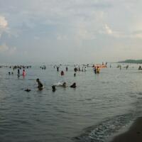 long-weekend-tanjung-bayang-dan-tanjung-alang-padat-pengunjung