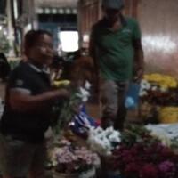 perayaan-paskah-omzet-pedagang-bunga-naik-500