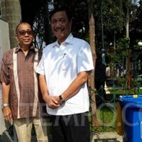 luhut-pandjaitan-ingin-prabowo-dikenang-sebagai-bapak-demokrasi