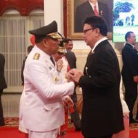 presiden-jokowi-lantik-gubernur-dan-wakil-gubernur-maluku