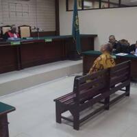 bupati-malang-nonaktif-dituntut-8-tahun-penjara