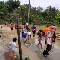 banjir-dan-longsor-terjang-tondano-timur-78-rumah-terendam