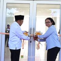 bupati-lombok-utara-resmikan-bangunan-puskesmas-nipah-bantuan-kompas