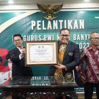 bupati-muba-dodi-reza-alex-jadi-anggota-kehormatan-pwi