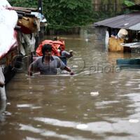 dampak-katulampa-siaga-i-bpbd-dki-data-korban-banjir