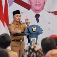 pembangunan-ekonomi-tanpa-mengabikan-kelestarian-lingkungan-dan-budi-pekerti