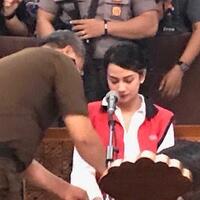 duh-gegara-vanessa-angel-rian-subroto-jadi-buronan-berhadiah-umrah-bagi-penemunya
