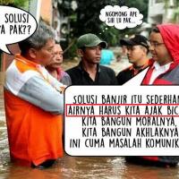 banjir-3-meter-warga-cililitan-mengungsi-ke-pinggir-jalan