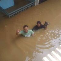 foto-jakarta-terendam-banjir-kiriman-dari-bogor