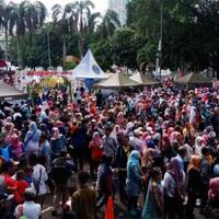 rayakan-hut-ke-20-pemkot-depok-bagian-ribuan-makanan-gratis-ke-warga