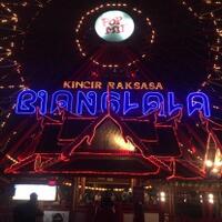 ada-sensani-berbeda-dufan-night-disambut-antusias-warga