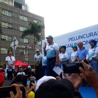 tiru-india-menko-luhut-ingin-kembangkan-aspal-campuran-plastik