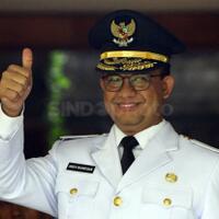 begini-pengalaman-anies-jajal-bus-listrik-transjakarta