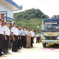 terminal-barang-internasional-entikong-pertama-di-indonesia