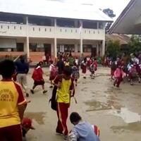 gempa-guncang-mamasa-ratusan-siswa-lari-berhamburan