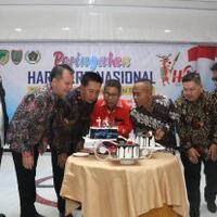 ketua-umum-pwi-pusat-puji-kinerja-bupati-barito-utara