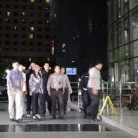 tiba-di-gedung-kpk-bupati-talaud-saya-bingung-tiba-tiba-dibawa-ke-sini