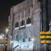 jelang-ramadan-masjidil-haram-dan-nabawi-ganti-sajadah