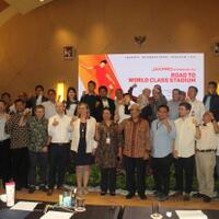 pt-jakpro-sosialisasi-desain-stadion-bertaraf-internasional