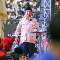 prabowo-subianto-kenalkan-rizal-ramli-ke-ribuan-buruh