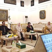 puan-maharani-mendapat-kehormatan-melihat-prosesi-pembuatan-kiswah-kakbah