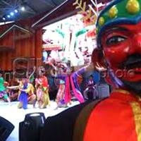 500-penari-topeng-betawi-di-jaksel-peringati-hari-tari-sedunia