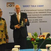 bani-dan-iarbi-kenalkan-prinsip-kontrak-internasional