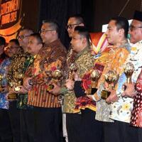 ini-daftar-kepala-daerah-peraih-sindo-weekly-government-award-2019