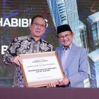habibie-optimis-meisterstadt-batam-jadi-destinasi-investasi-dan-wisata-internasional