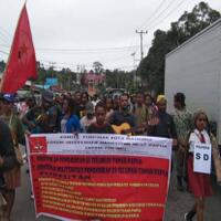 mahasiswa-manokwari-tuntut-pendidikan-gratis-di-papua