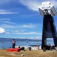 kenang-korban-km-sinar-bangun-bupati-resmikan-monumen-di-danau-toba