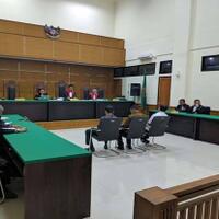 korupsi-genset-rsud-mantan-kadinkes-banten-divonis-16-bulan-penjara