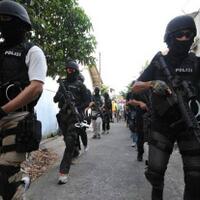 densus-88-tembak-mati-dua-terduga-teroris-di-bekasi-dua-kabur