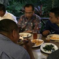 buka-puasa-bersama-menhub-sebut-banyak-tokoh-lahir-dari-rahim-knpi